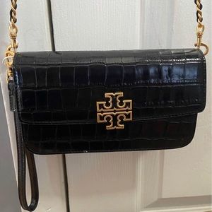 Britten Embossed Gold Chain Wallet Tory Burch Bag Purse Clutch